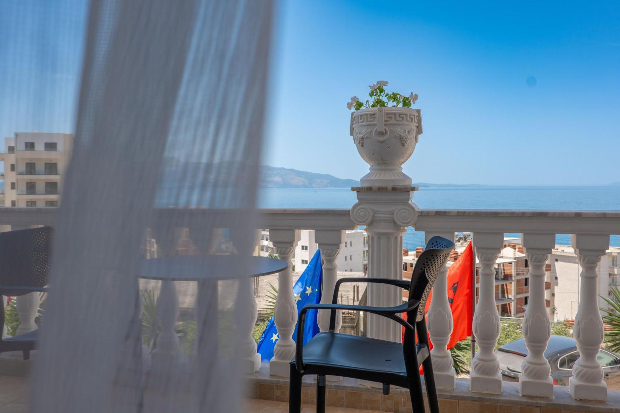 Keos Hotel Sarandë Exterior foto