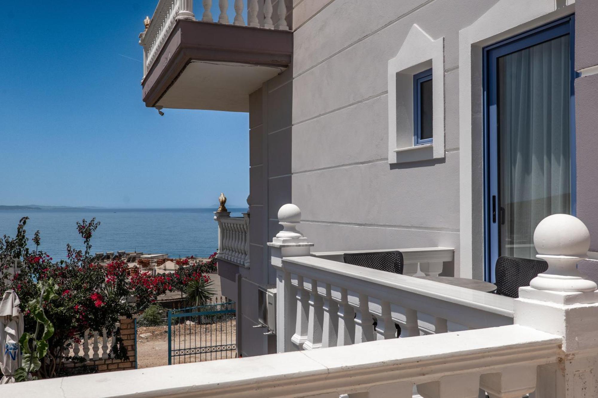 Keos Hotel Sarandë Exterior foto