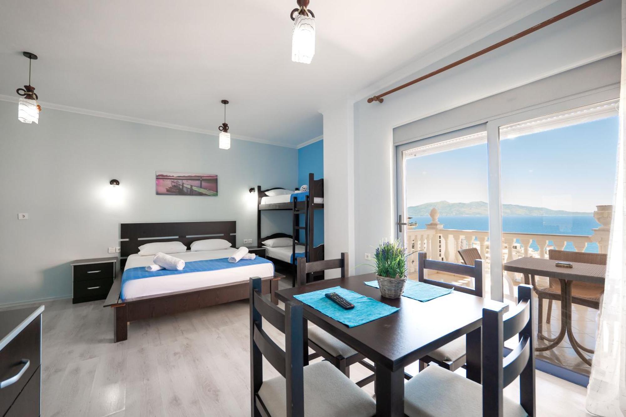 Keos Hotel Sarandë Exterior foto