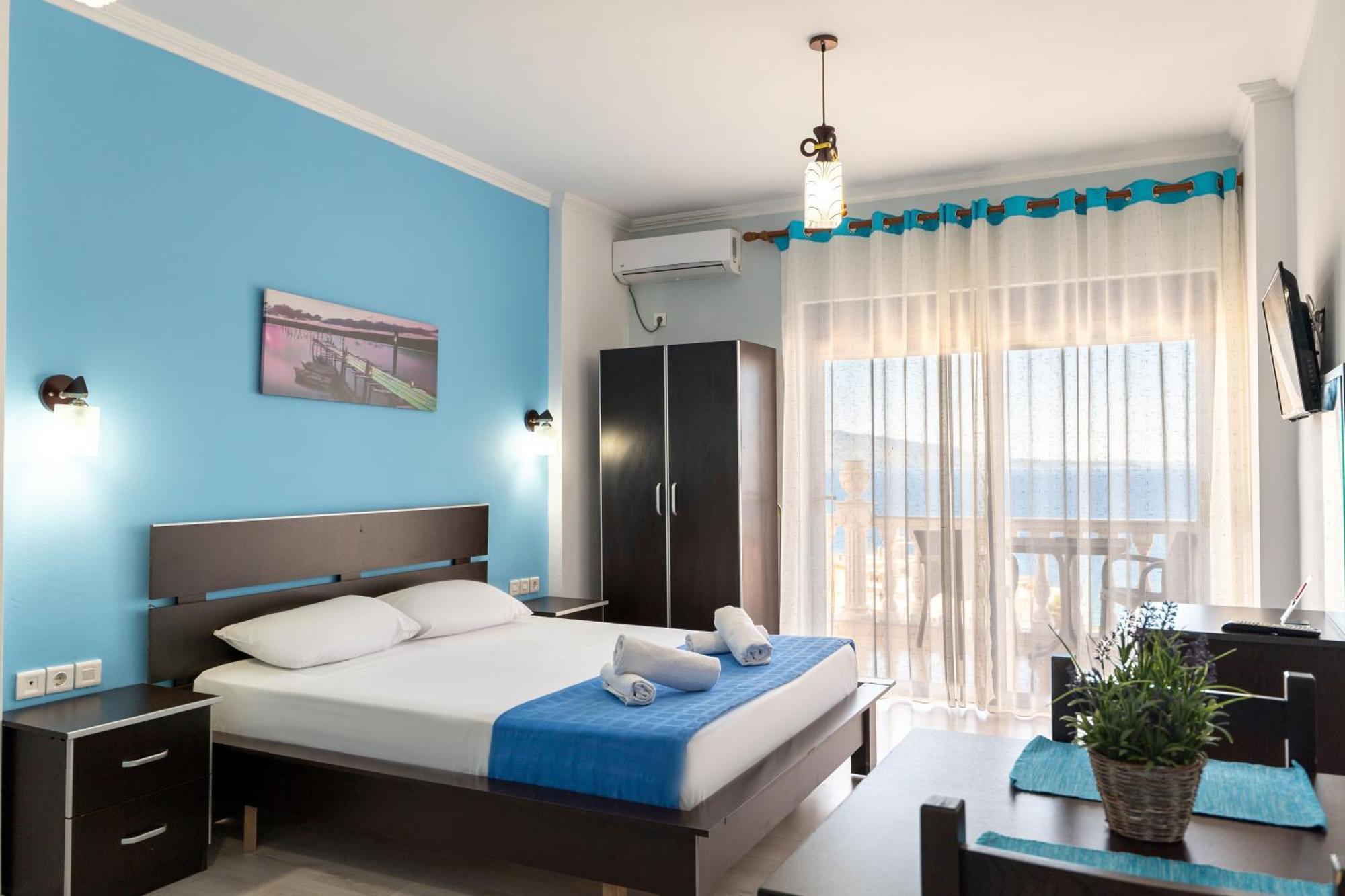 Keos Hotel Sarandë Exterior foto